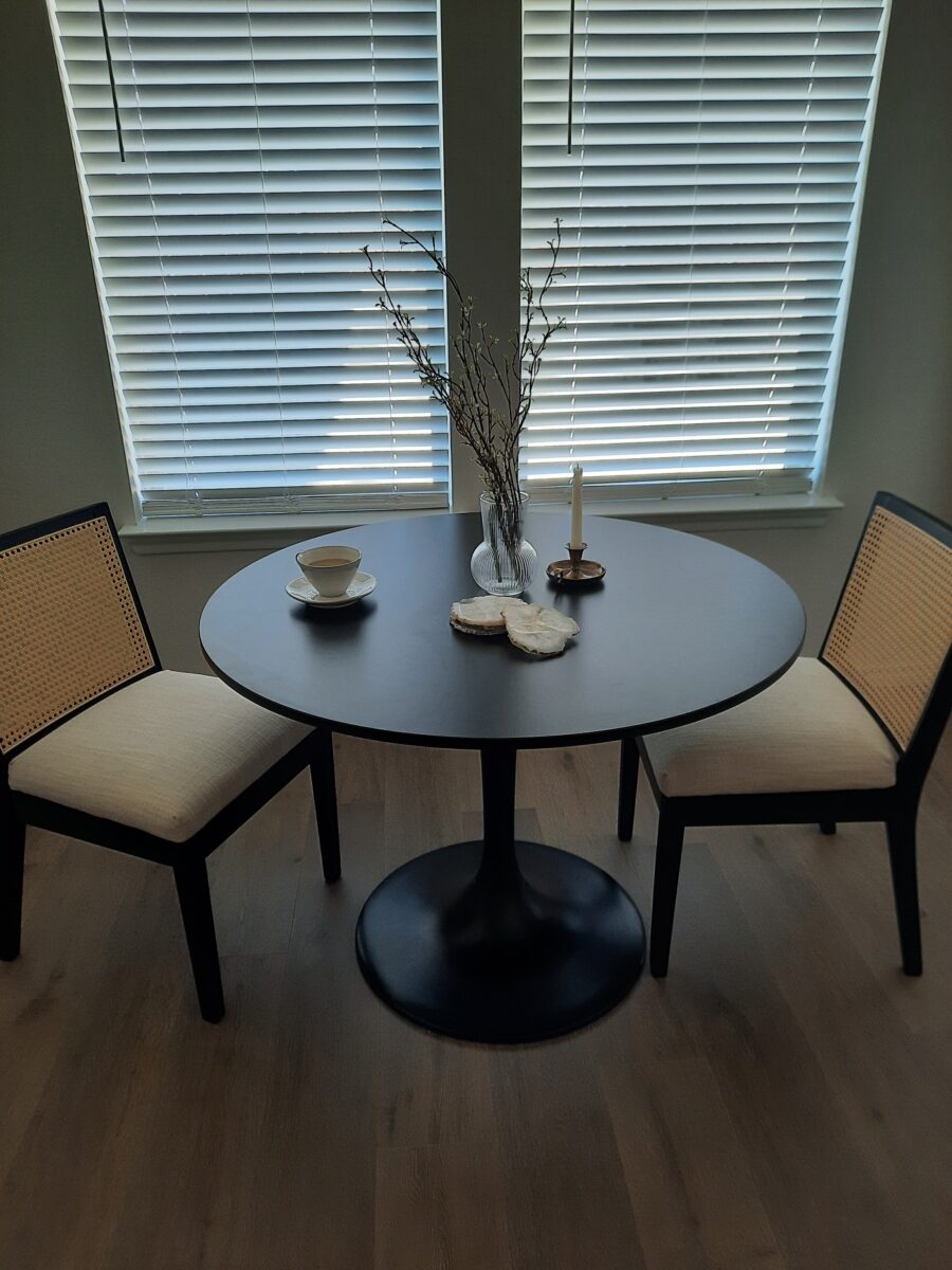 Ikea Docksta Dining Table Review | Round Black Tulip Dining Table